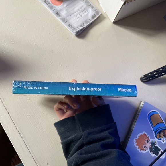 iPhone 13 Screen Protector/iPhone 13 Pro Glass Screen Protector New & Sealed Box - Picture 4 of 5